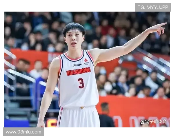 胡明轩14分萨姆纳38+9抢镜