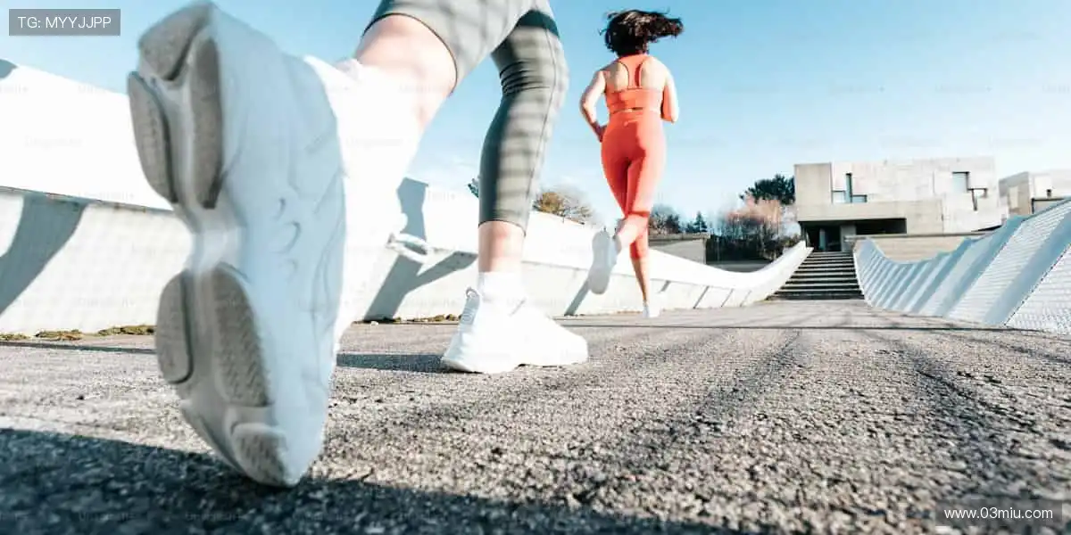 ⚽ 实时直播，超清画质，一键解锁你的专属赛事主场！